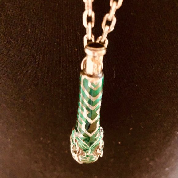 RARE GUCCI WHISTLE NECKLACE - Picture 5 of 7